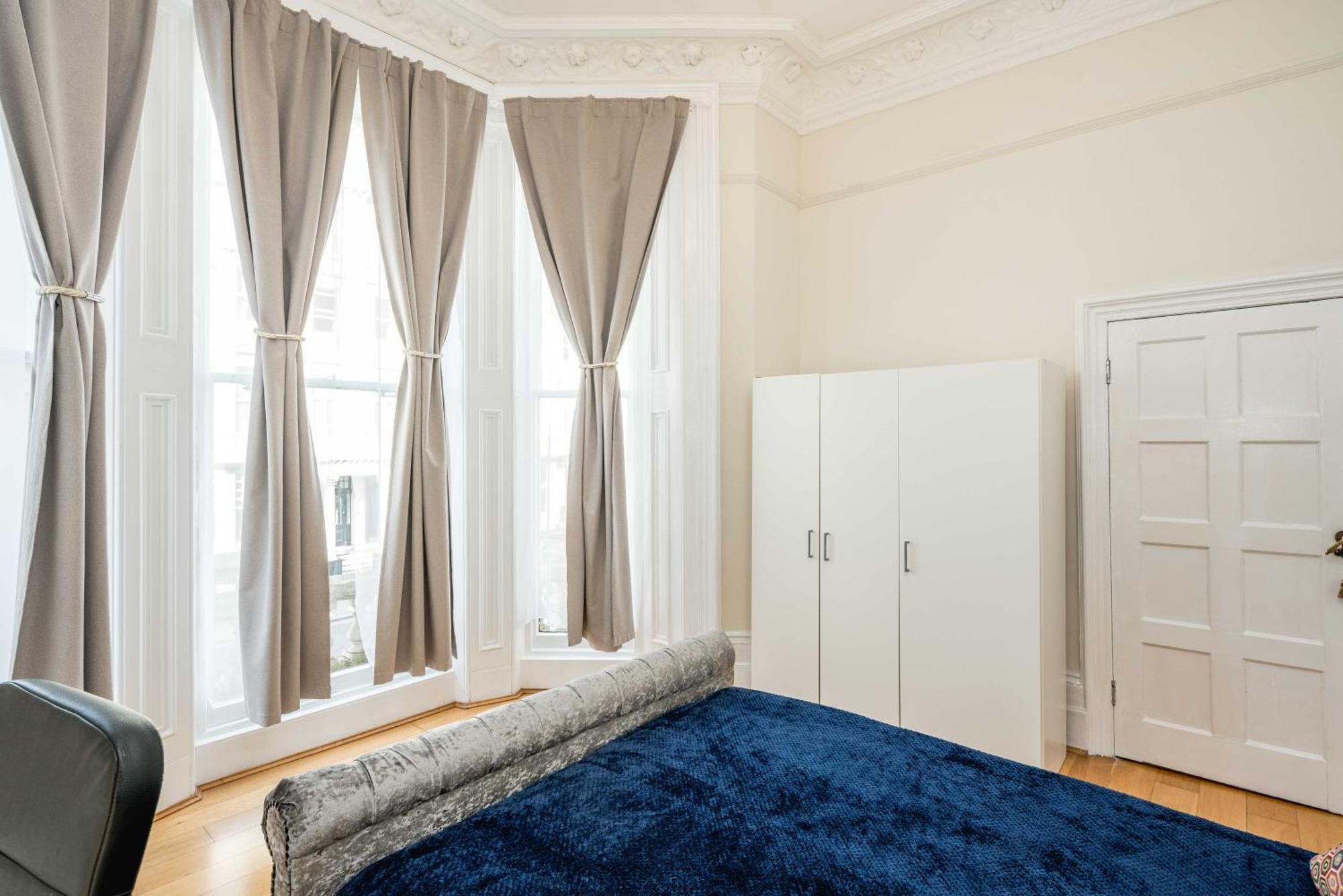 Ferienwohnung Four Beds By The Station London Exterior foto